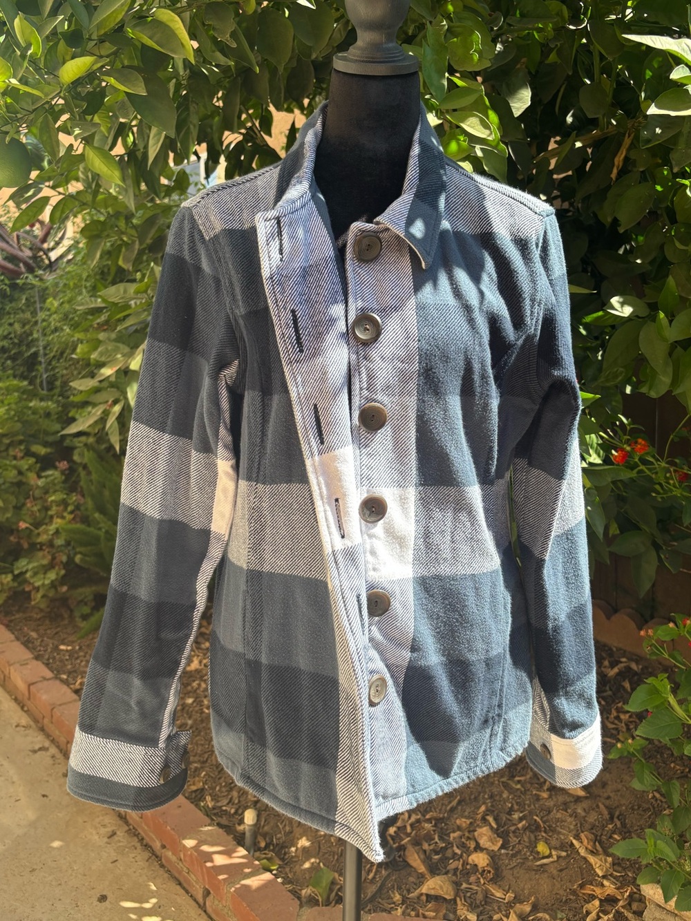 Women’s Cabela’s Plaid Button-Front Jacket - Blue & White